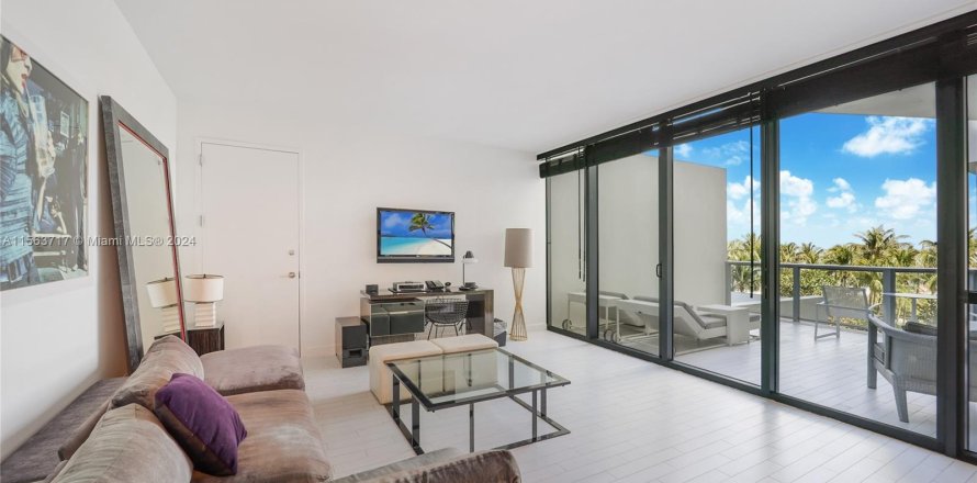 Condo in Miami Beach, Florida, 1 bedroom  № 1102606