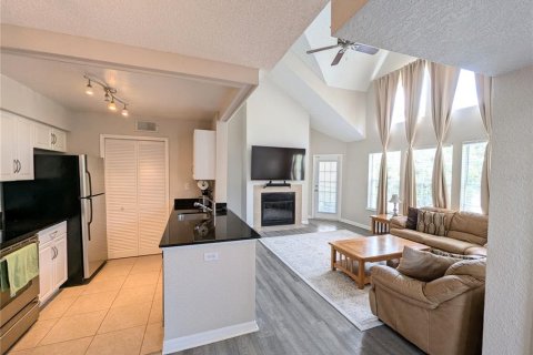 Condominio en venta en Palm Harbor, Florida, 1 dormitorio, 109.44 m2 № 1356235 - foto 7