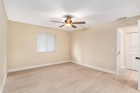 Condo in Tampa, Florida, 3 bedrooms  № 1356233 - photo 14