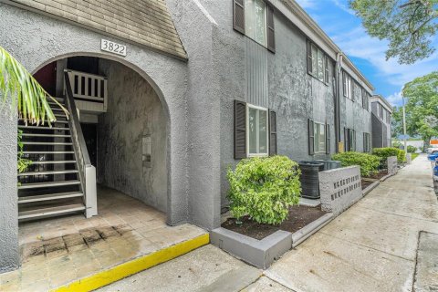 Condominio en venta en Tampa, Florida, 3 dormitorios, 93.37 m2 № 1356233 - foto 4