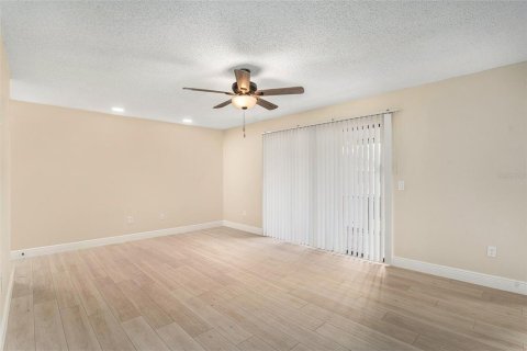 Condominio en venta en Tampa, Florida, 3 dormitorios, 93.37 m2 № 1356233 - foto 7