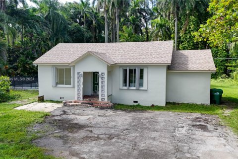 House in Miami, Florida 2 bedrooms, 94.39 sq.m. № 1360623 - photo 12