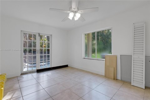 House in Miami, Florida 2 bedrooms, 94.39 sq.m. № 1360623 - photo 24