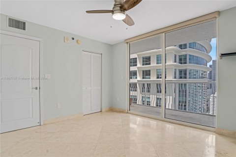 Copropriété à vendre à Miami, Floride: 3 chambres, 114.46 m2 № 1360666 - photo 16