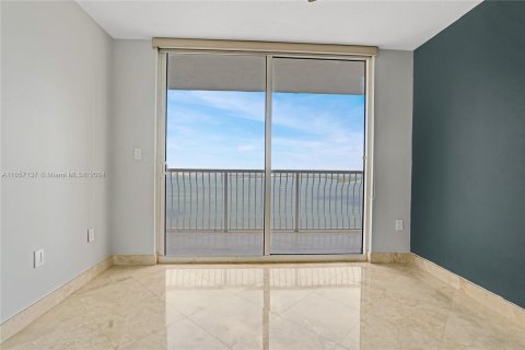 Copropriété à vendre à Miami, Floride: 3 chambres, 114.46 m2 № 1360666 - photo 14