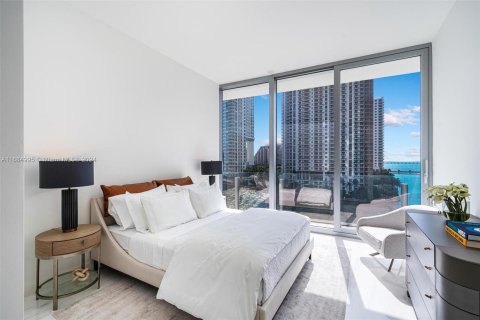 Condominio en venta en Miami, Florida, 4 dormitorios, 319.4 m2 № 1428480 - foto 19