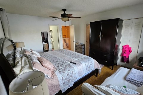 Townhouse in Pembroke Pines, Florida 2 bedrooms, 113.06 sq.m. № 1092254 - photo 10