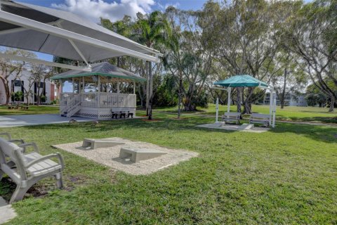 Condo in Deerfield Beach, Florida, 1 bedroom  № 1092257 - photo 7