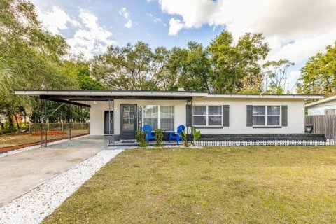 Villa ou maison à louer à Orlando, Floride: 3 chambres, 95.32 m2 № 537714 - photo 1