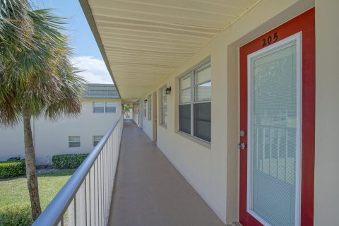 Copropriété à vendre à Vero Beach, Floride: 1 chambre, 69.68 m2 № 1145820 - photo 4