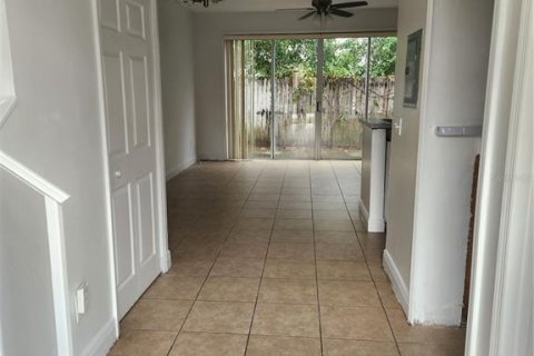 Touwnhouse à vendre à Kissimmee, Floride: 3 chambres, 130.81 m2 № 1322455 - photo 13