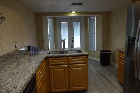 Condominio en venta en Tampa, Florida, 4 dormitorios, 221.66 m2 № 536113 - foto 28