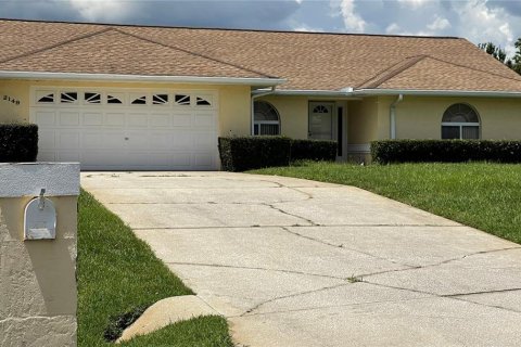 House in Lakeland, Florida 2 bedrooms, 144 sq.m. № 1276758 - photo 1