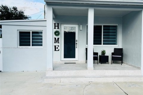 Casa en venta en Miami, Florida, 3 dormitorios, 112.6 m2 № 1401302 - foto 4