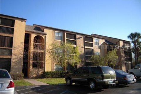 Condo in Kissimmee, Florida, 1 bedroom  № 603880 - photo 4