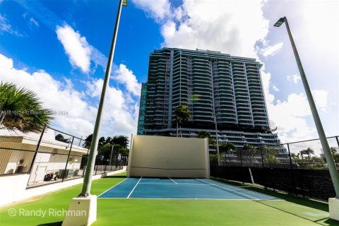 Condo in Miami, Florida, 2 bedrooms  № 1401121 - photo 18