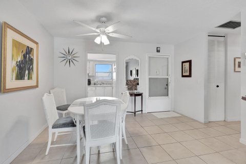 Condo in West Palm Beach, Florida, 1 bedroom  № 1179413 - photo 25