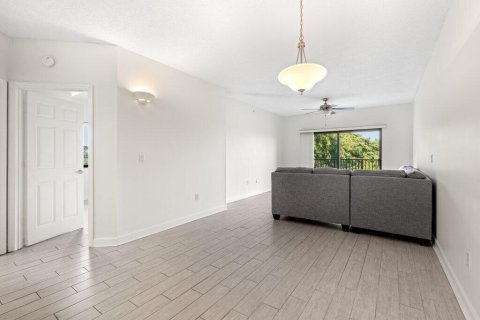 Condo in Delray Beach, Florida, 2 bedrooms  № 1179432 - photo 21