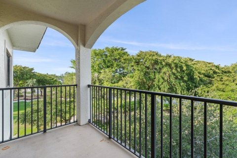 Condo in Delray Beach, Florida, 2 bedrooms  № 1179432 - photo 24