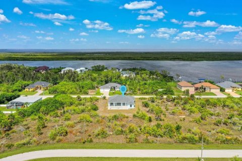 Casa en venta en Port Charlotte, Florida, 3 dormitorios, 201.6 m2 № 1256868 - foto 4