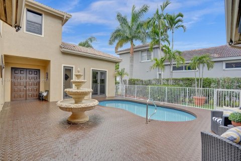 Casa en venta en Coral Springs, Florida, 6 dormitorios, 275.27 m2 № 1158868 - foto 5