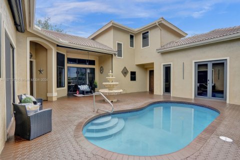 Casa en venta en Coral Springs, Florida, 6 dormitorios, 275.27 m2 № 1158868 - foto 8