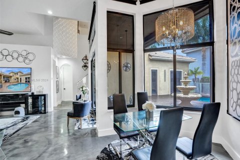 Villa ou maison à vendre à Coral Springs, Floride: 6 chambres, 275.27 m2 № 1158868 - photo 21