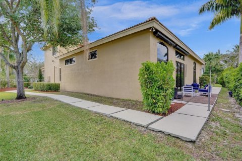 Casa en venta en Coral Springs, Florida, 6 dormitorios, 275.27 m2 № 1158868 - foto 29