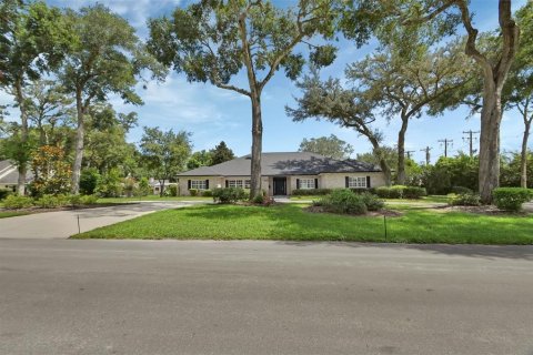 Villa ou maison à vendre à DeLand, Floride: 4 chambres, 325.44 m2 № 1289947 - photo 2