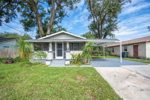 House in Lakeland, Florida 2 bedrooms, 80.64 sq.m. № 1402339 - photo 1