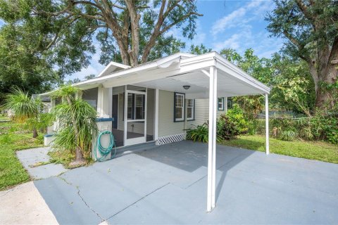 House in Lakeland, Florida 2 bedrooms, 80.64 sq.m. № 1402339 - photo 2