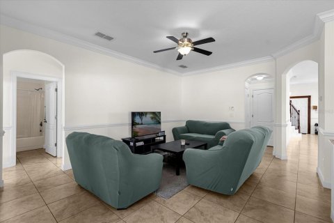 Casa en venta en Orlando, Florida, 5 dormitorios, 263.94 m2 № 1131142 - foto 7