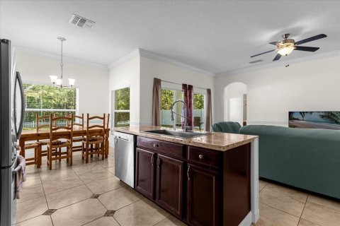 Casa en venta en Orlando, Florida, 5 dormitorios, 263.94 m2 № 1131142 - foto 11