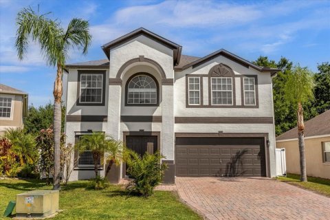 Casa en venta en Orlando, Florida, 5 dormitorios, 263.94 m2 № 1131142 - foto 1