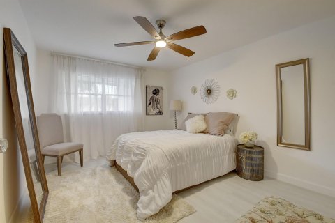 Villa ou maison à vendre à Delray Beach, Floride: 2 chambres, 82.03 m2 № 759100 - photo 20