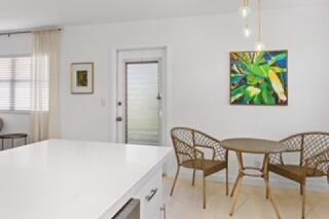 Villa ou maison à vendre à Delray Beach, Floride: 2 chambres, 82.03 m2 № 759100 - photo 22