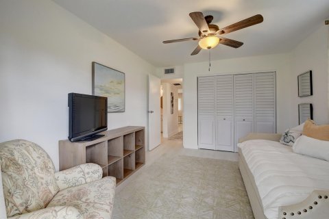 Villa ou maison à vendre à Delray Beach, Floride: 2 chambres, 82.03 m2 № 759100 - photo 13