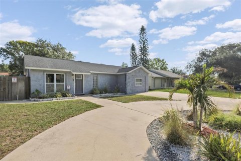 Villa ou maison à vendre à New Port Richey, Floride: 3 chambres, 144 m2 № 1302834 - photo 1