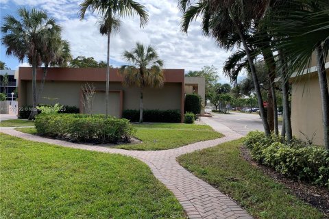 Condominio en venta en Sunrise, Florida, 2 dormitorios, 116.31 m2 № 911486 - foto 20