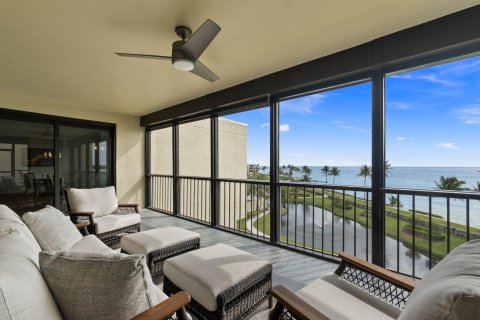 Condominio en venta en Stuart, Florida, 3 dormitorios, 363.06 m2 № 945649 - foto 19