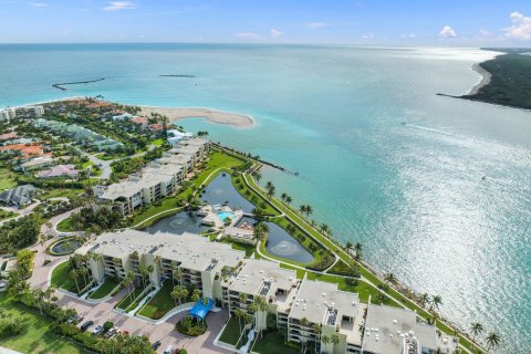 Condominio en venta en Stuart, Florida, 3 dormitorios, 363.06 m2 № 945649 - foto 3