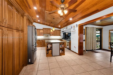 Villa ou maison à vendre à Palmetto Bay, Floride: 5 chambres, 348.94 m2 № 951690 - photo 17