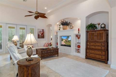 Casa en venta en Weeki Wachee, Florida, 3 dormitorios, 190.08 m2 № 1399581 - foto 9