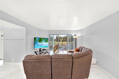 Condominio en venta en Lake Worth, Florida, 2 dormitorios, 101.26 m2 № 951681 - foto 6