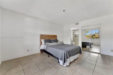 Copropriété à vendre à Coral Springs, Floride: 2 chambres, 91.42 m2 № 1103987 - photo 17