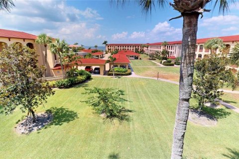 Condo in Punta Gorda, Florida, 2 bedrooms  № 688664 - photo 27