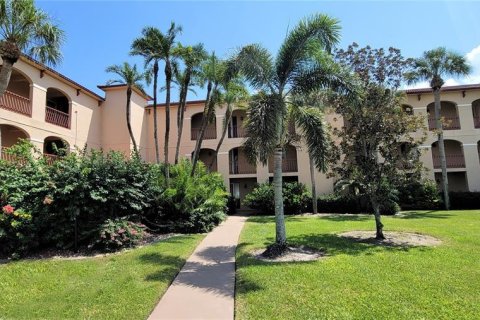 Copropriété à vendre à Punta Gorda, Floride: 2 chambres, 162.67 m2 № 688664 - photo 24