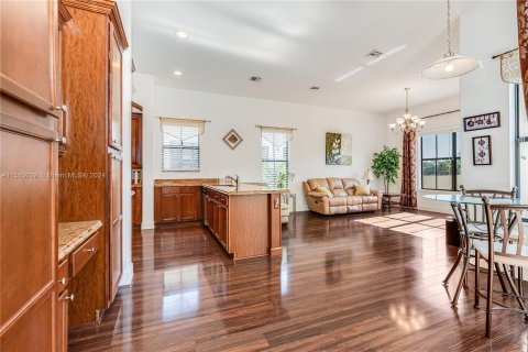 Villa ou maison à vendre à Cooper City, Floride: 4 chambres, 252.69 m2 № 1116208 - photo 5