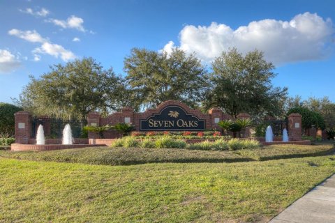 Villa ou maison à vendre à Wesley Chapel, Floride: 4 chambres, 227.15 m2 № 1012374 - photo 2