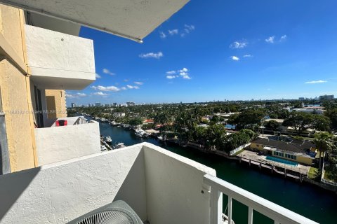 Купить кондоминиум в Норт-Майами, Флорида 1 спальня, 74.88м2, № 846152 - фото 11